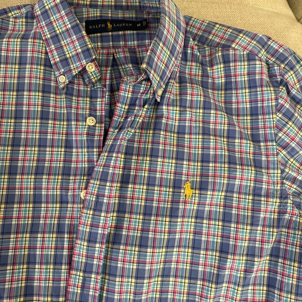 Men Polo button down. In great condition